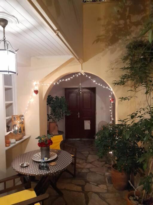 Villa At The Foot Of Acropolis. Atenas Exterior foto
