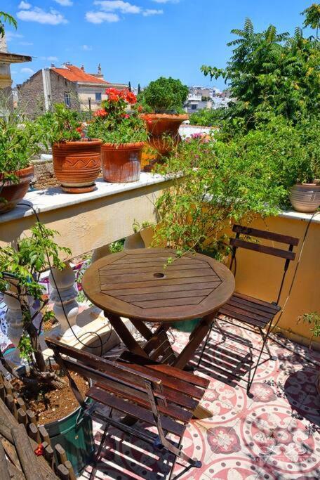 Villa At The Foot Of Acropolis. Atenas Exterior foto