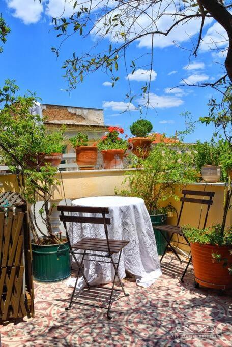 Villa At The Foot Of Acropolis. Atenas Exterior foto